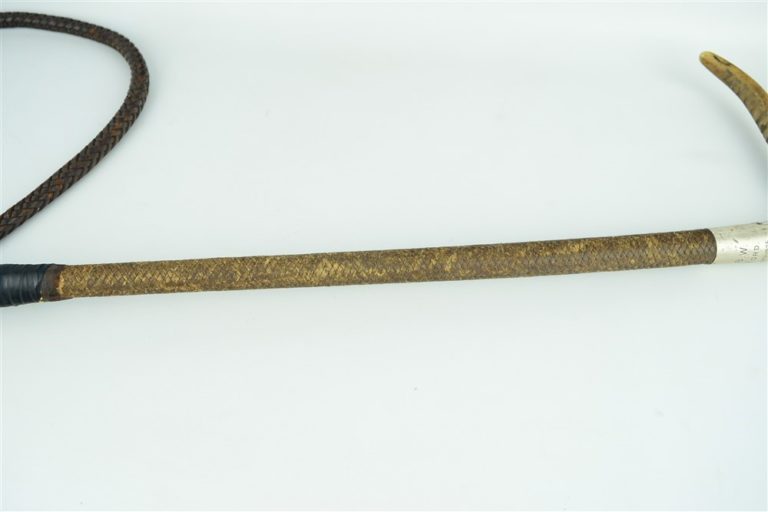 Antique 192325 English Fox Hunting Whip Staghorn Merry St James ST