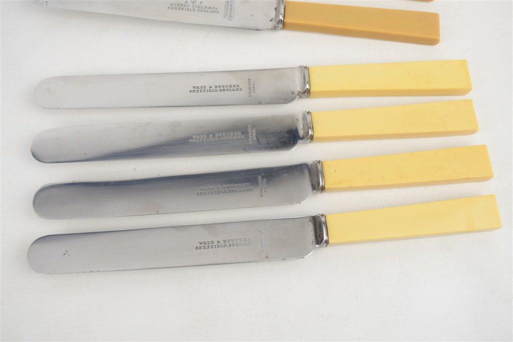 Vintage Wade & Butcher Sheffield England Table Knife Set (6) Bakelite w