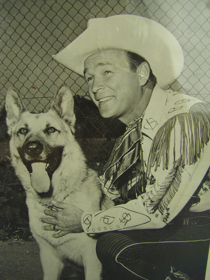 Vintage 8x10 B&W Photograph ROY ROGERS & BULLET in Plastic Box Frame
