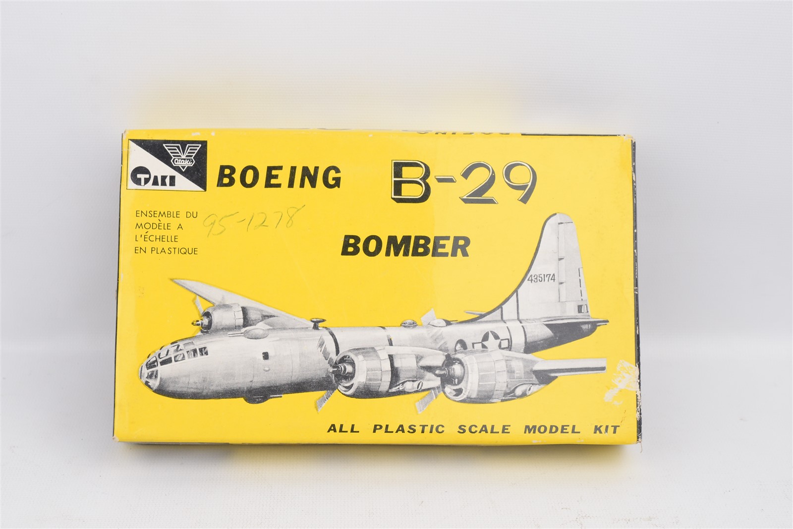 Rare Vintage Otaki Japan Boeing B-29 Bomber Model Kit w/ Japanese